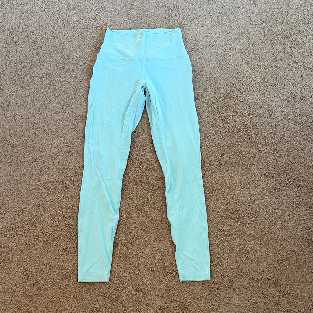 Lululemon icing blue align 28” leggings!!